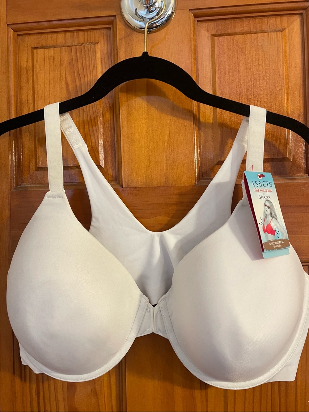 NWT SPANX WHITE UNDERWIRE BRA SIZE 42D Front Closure Smoothing Plus Assets